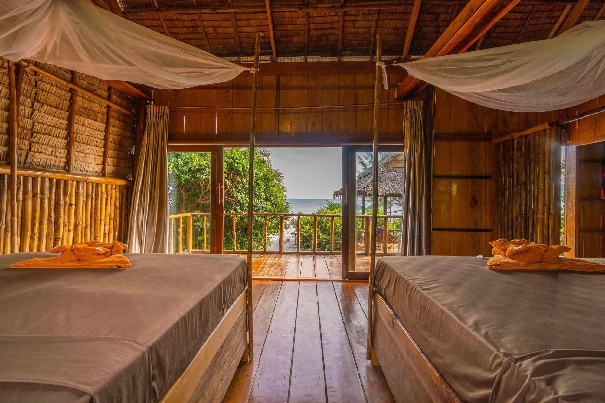 Royalretreat Resort Đảo Koh Rong Samloem Ngoại thất bức ảnh