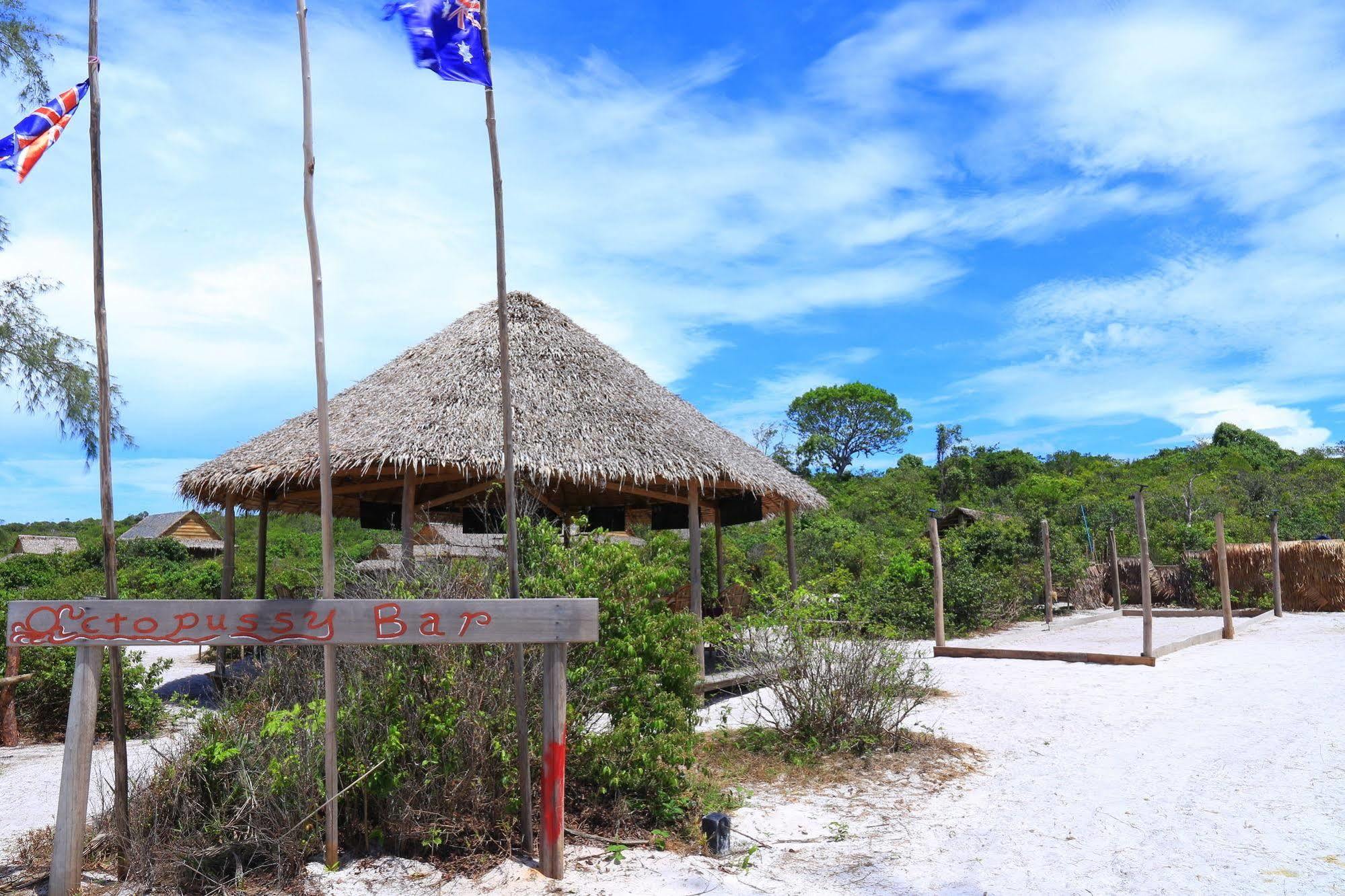 Royalretreat Resort Đảo Koh Rong Samloem Ngoại thất bức ảnh