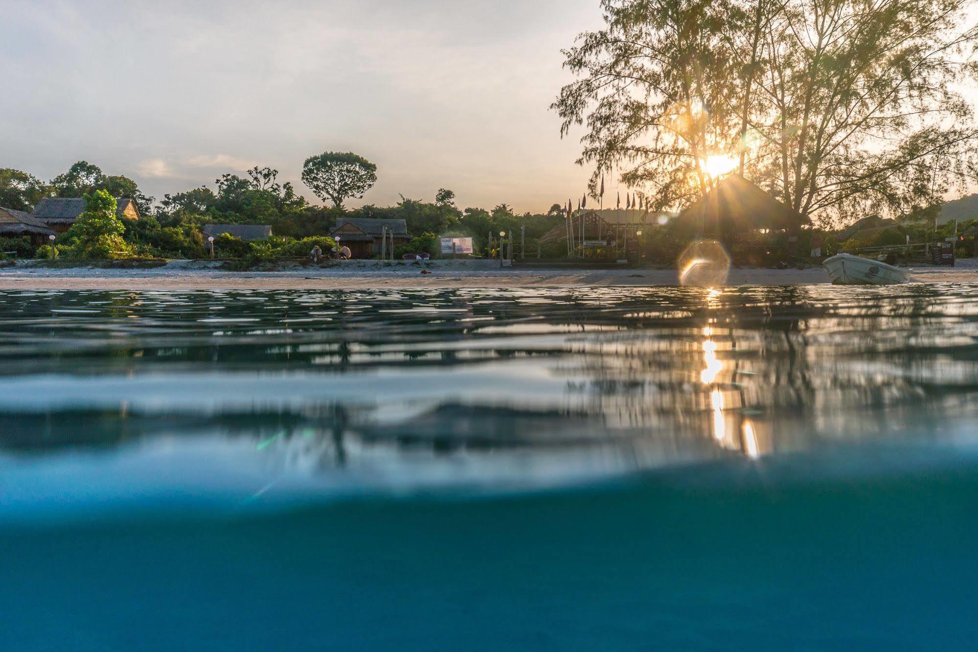 Royalretreat Resort Đảo Koh Rong Samloem Ngoại thất bức ảnh